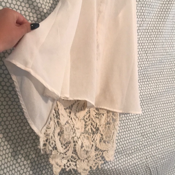 cream tank top - Picture 2 of 4